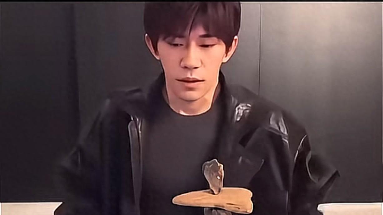 内娱到底有多黑，看看他们的表现就知道了