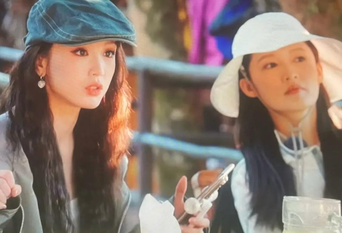 总是捧不红的李沁,这一次,恰恰用“没存在感”,走了一条上坡路