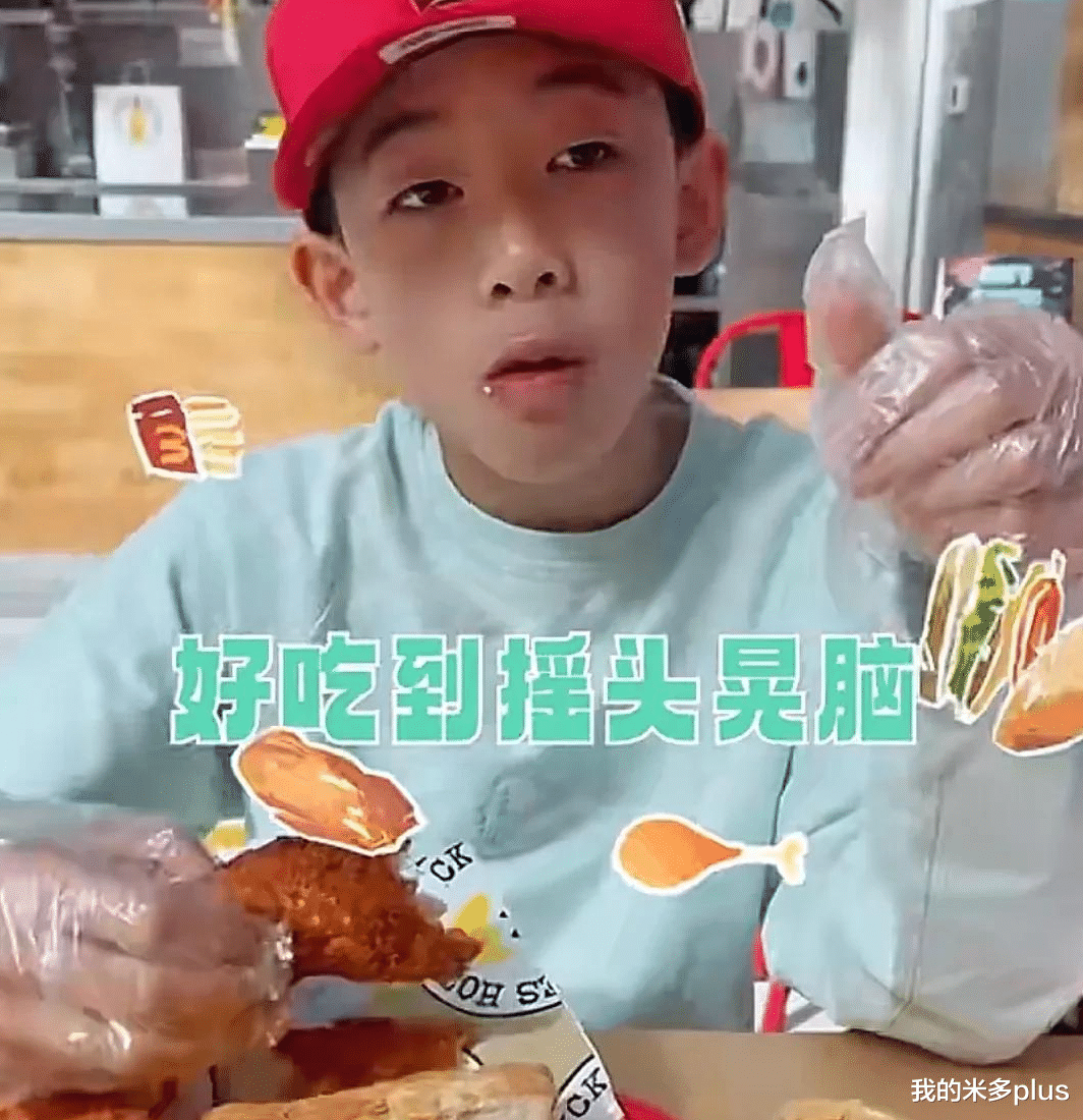 应采儿一家迪拜旅游，Jasper身高接近170，4岁弟弟扎小辫很俏皮