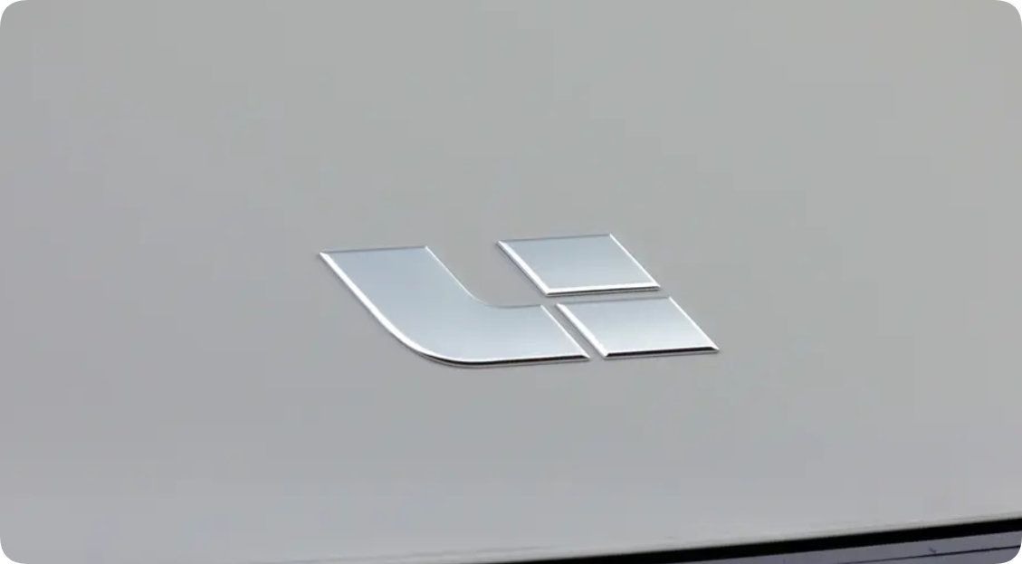 理想最便宜的一款SUV，售价24.98万，一箱油跑1390km，比途观实在
