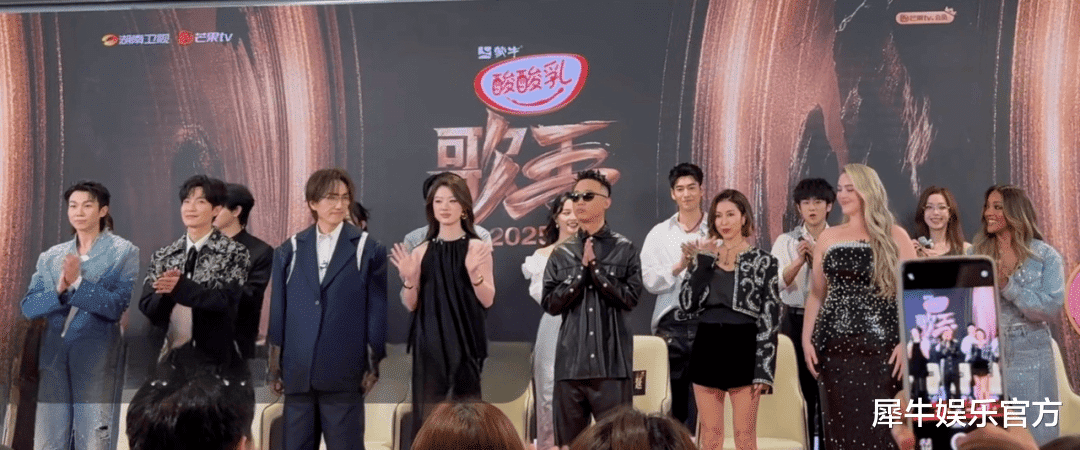 《歌手》vs《亚洲新声》，2025又见电视音综的巅峰对决？