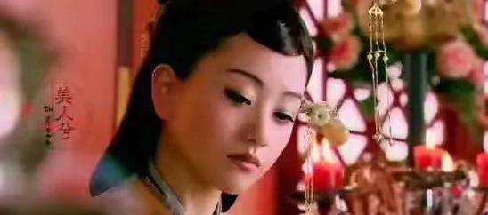 想知道天然美有多高级？看看《大河之水》里的杨蓉。