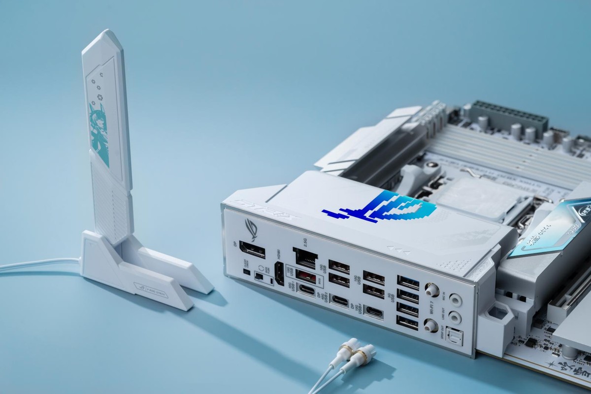 8800+內存純白次元主板進化！ROG X870吹雪S超詳測評