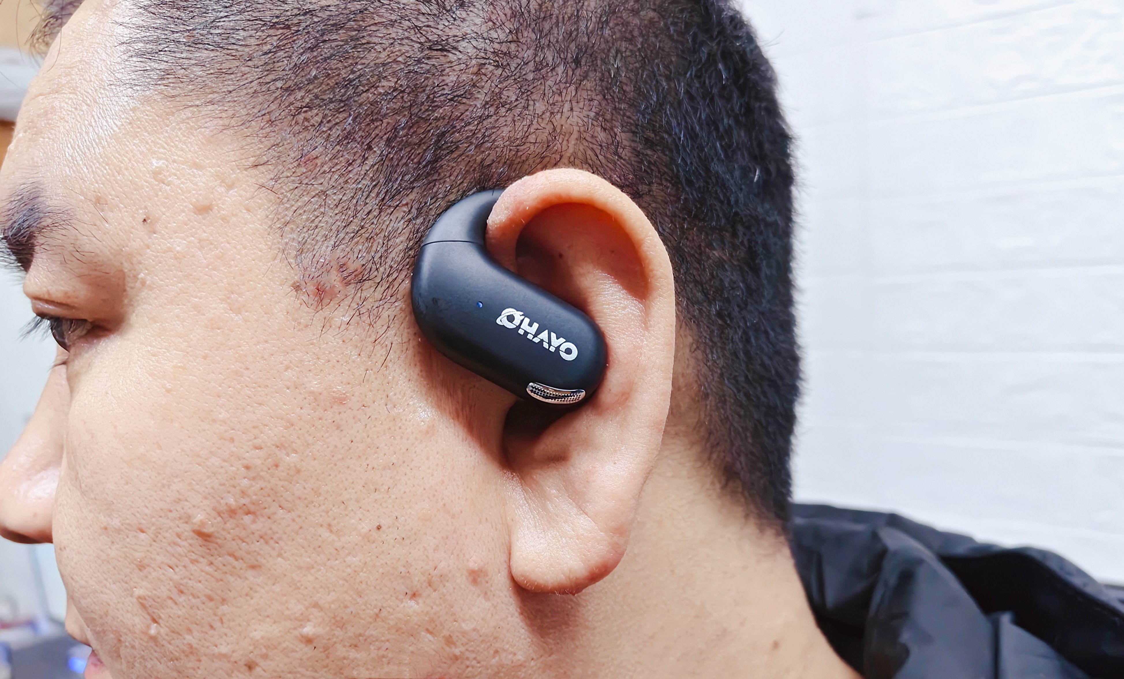 雷登T9開放式耳機評測：不塞耳朵也能聽爽，運動通勤兩不誤！