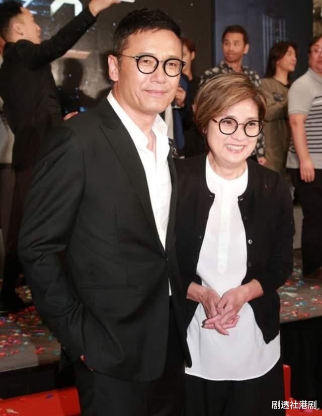 恩爱！前TVB中佬天花板与妻结婚多年零绯闻，曾因性格不合分手收场