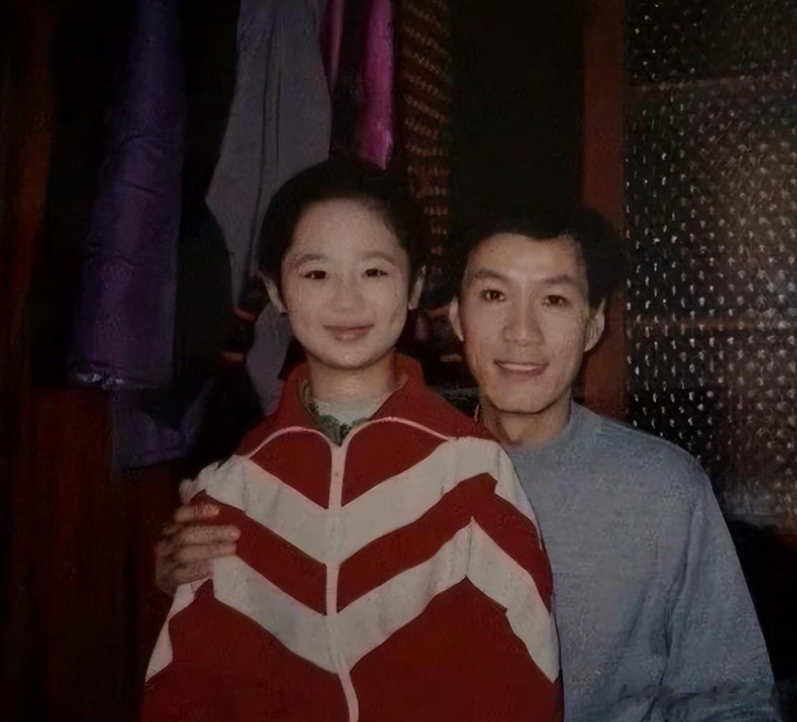 一场生日，把杨紫在内娱的地位展现的淋漓尽致，“打脸”宋丹丹