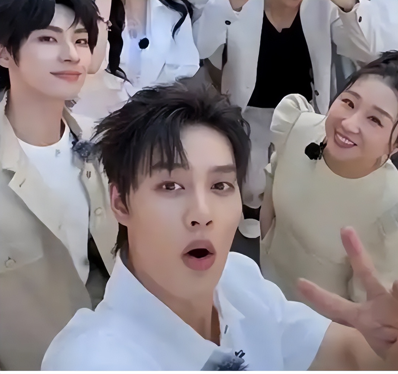 追捧王家卫、“巴结”3位影后的柯淳,立誓5年内拿下“白玉兰”奖