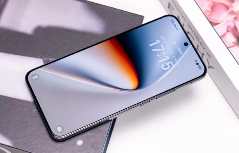 荣耀全面出击!7200mAh+骁龙8至尊领先版,国补价降到2987元