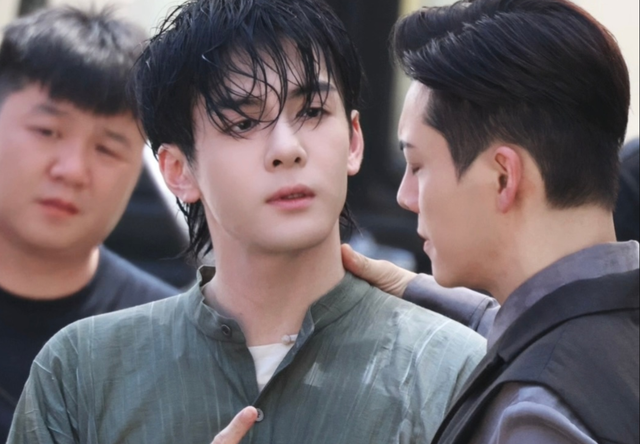 《九门》同框路透曝光！陈伟霆霸气曾舜晞破碎美，陈瑶穿旗袍绝了