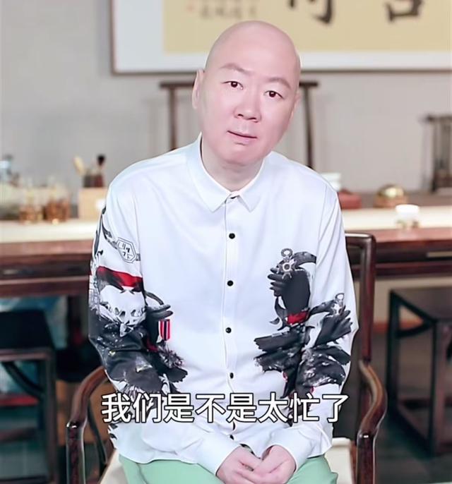 郭冬临瘦到认不出，58岁孑然一身，无儿无女，靠拍视频消磨时间