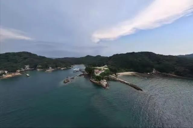 张韶涵花近一亿买一个岛，又花三千万装修的海岛别墅真的太美了