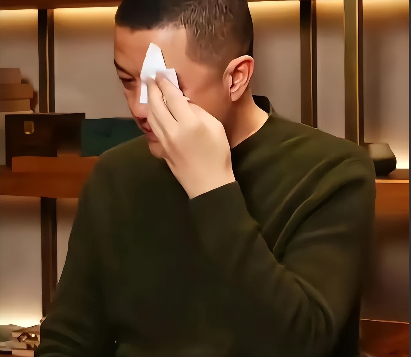 王菲捐款3000万给医院！海哈被全网催复婚，六前任都没骂过李亚鹏