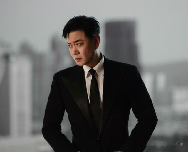 中国最贵配角,终于瞒不住了:据传身家上亿,却在剧组跑龙套