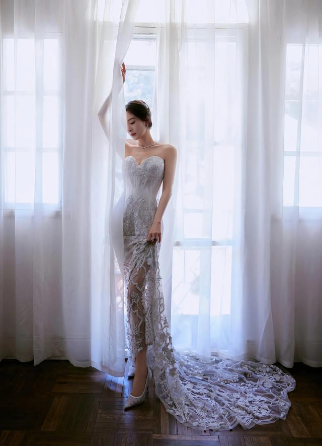 内地女明星：杨幂