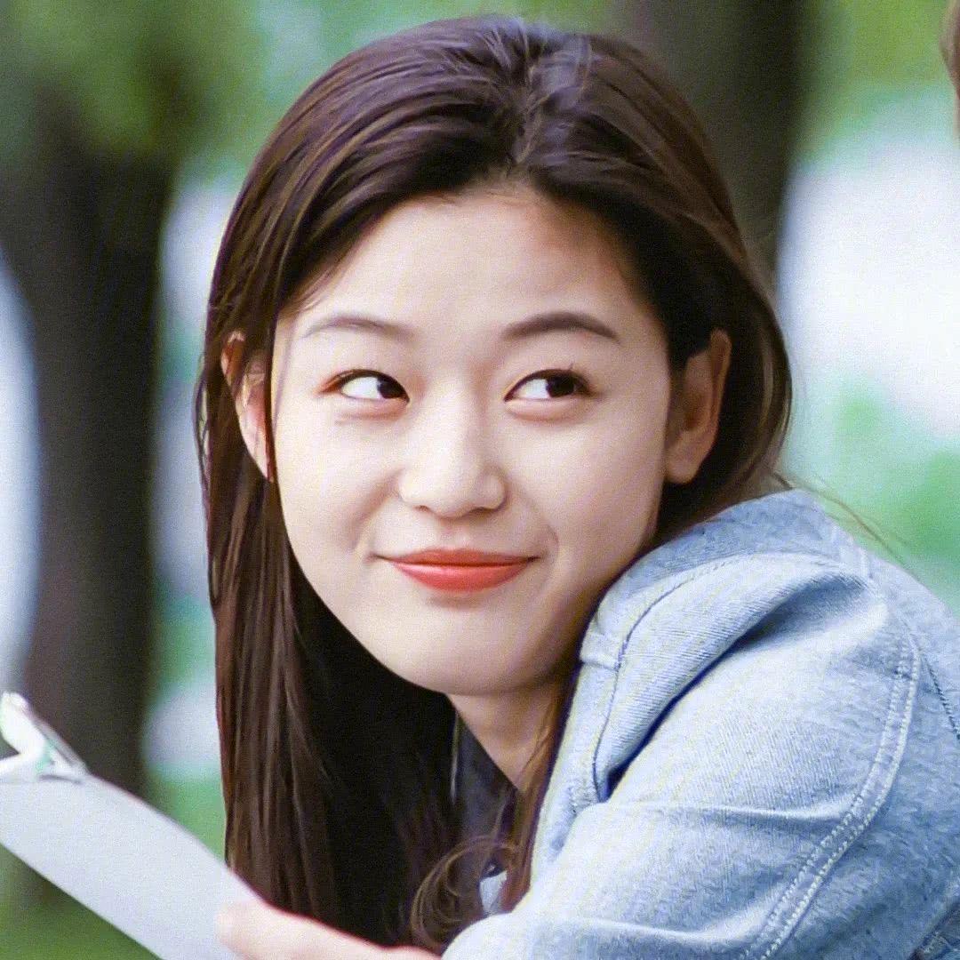 央媒锐评!韩媒介入!死鸭子嘴硬的全智贤恐被14亿中国人戳脊梁骨