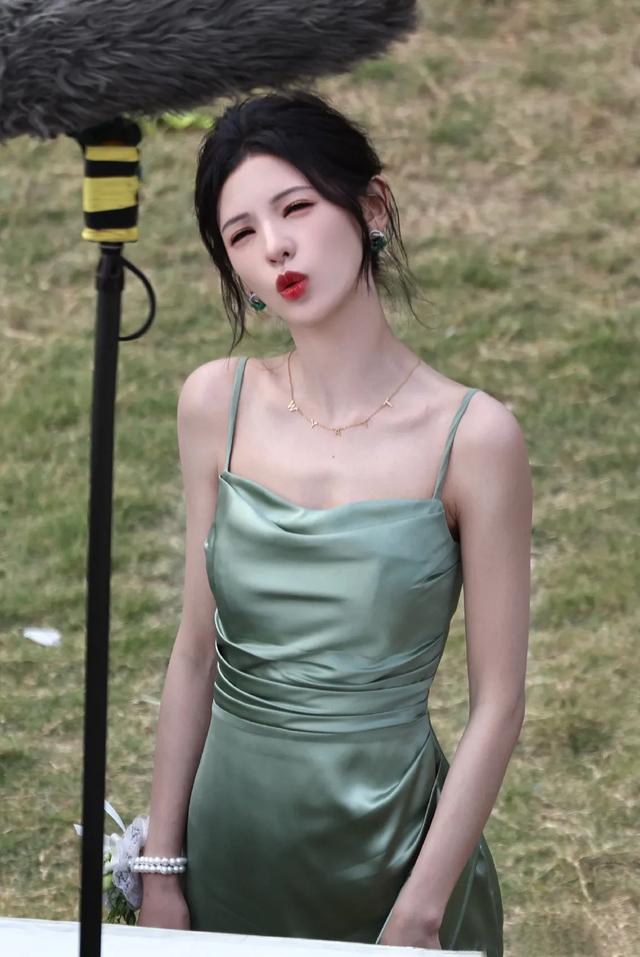 张予曦超美现场,精致脸蛋令人艳羡的身材