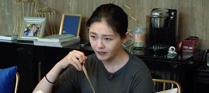 台媒爆料了S家如今的状态，可能也是迟迟没有下葬大S的重要原因