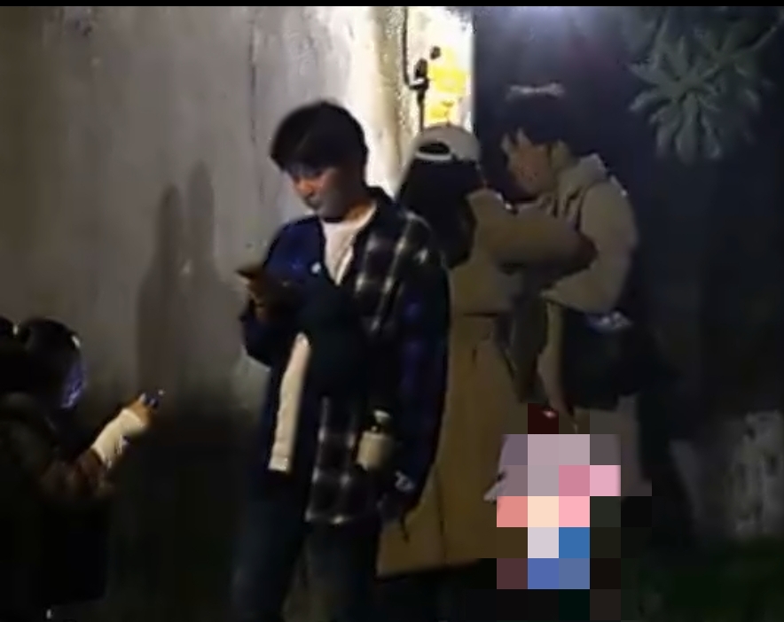 蓝盈莹新恋情疑曝光，和男子吃同一碗蛋糕 男方神似杜海涛被嘲太丑