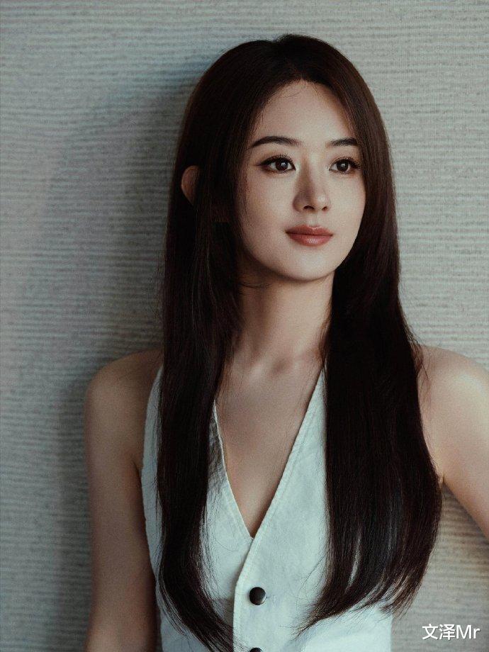 赵丽颖从甜妹到飒姐，颜值身材气质全在线