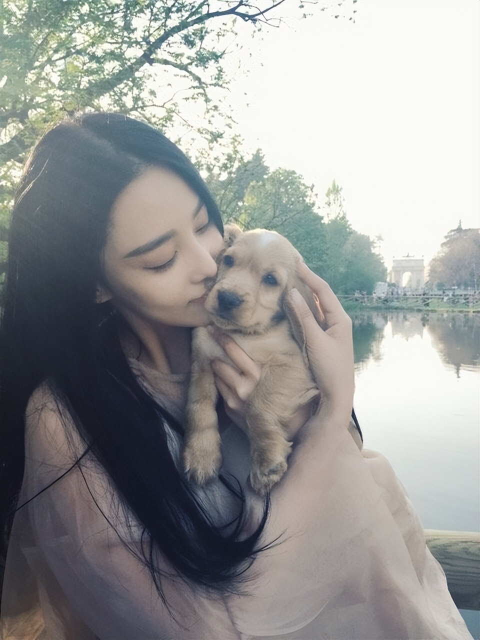 何捷也没想到,结婚7年后,妻子张馨予仅凭一个举动实现口碑暴增