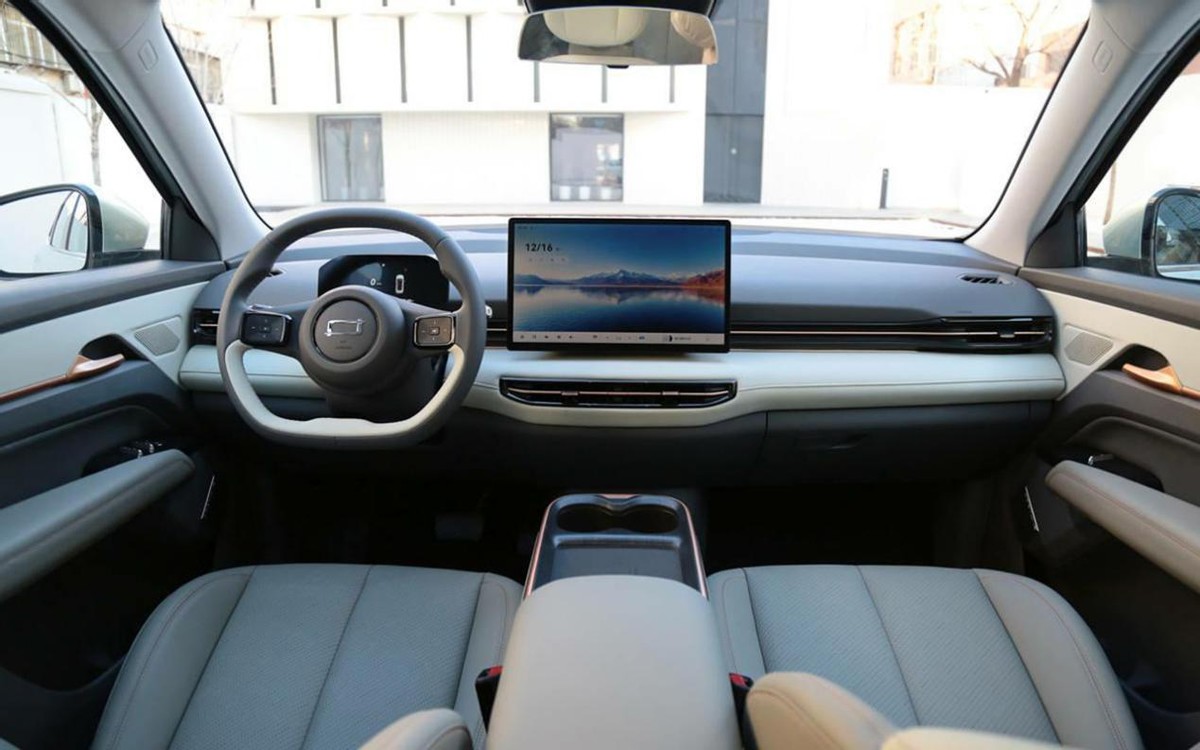 上海车展新车：7万多买续航445km大大大SUV，悦意03这么强？