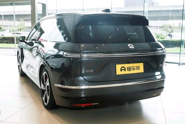 冬天的南方,才更懂ES8的好,春节开它回家,安心感直接拉满