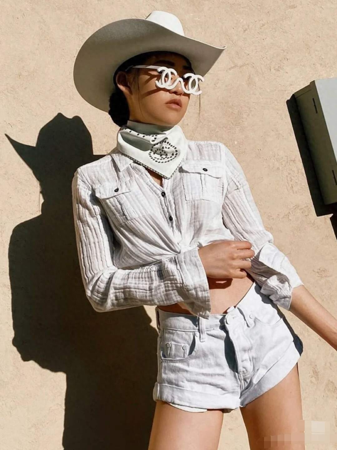 华裔炫富千金：第三代清华子弟，家族资产400亿，她却没有继承权