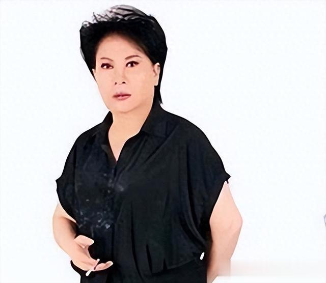 特型女演员陈燕：因长得太像，专门扮演毛主席，家人却难以接受