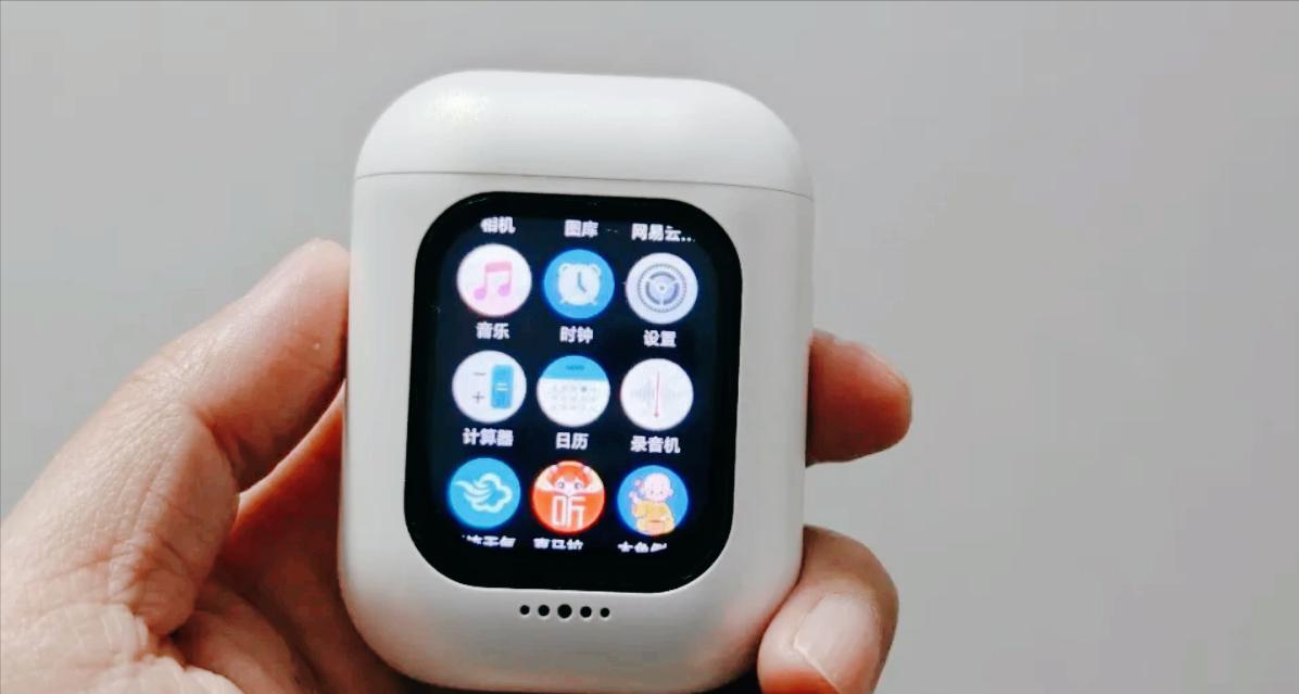 榮耀這臺邪修耳機，能通話能拍照還能跑AI，這路線路友商會跟進？