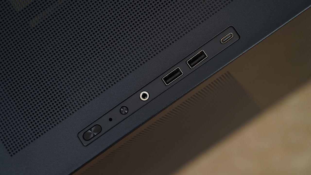 更适合游戏玩家的甜点显卡，AMD RX 9060 XT首发评测&装机分享