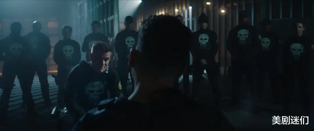 狂砍9分，漫威又一部R级超英剧封神