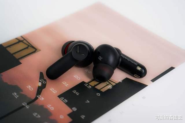 拜雅AMIRON100：當百年聲學遇上無線未來，我的耳朵被寵壞了