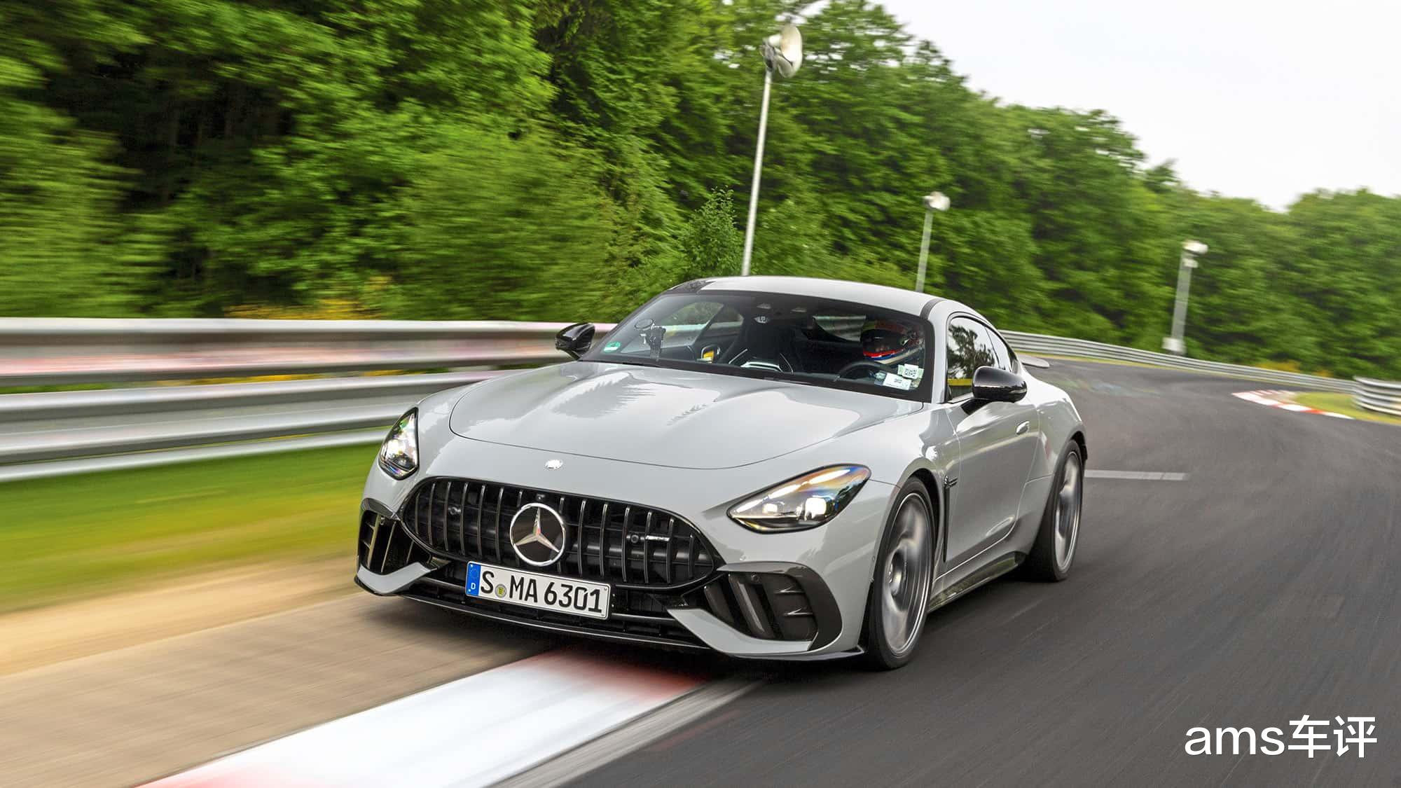 在舒适与赛道之间触到边界，AMG的取舍让GT 63 Pro变了