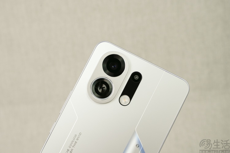 告別“單攝羞恥”，可能是性能向手機的必經之路