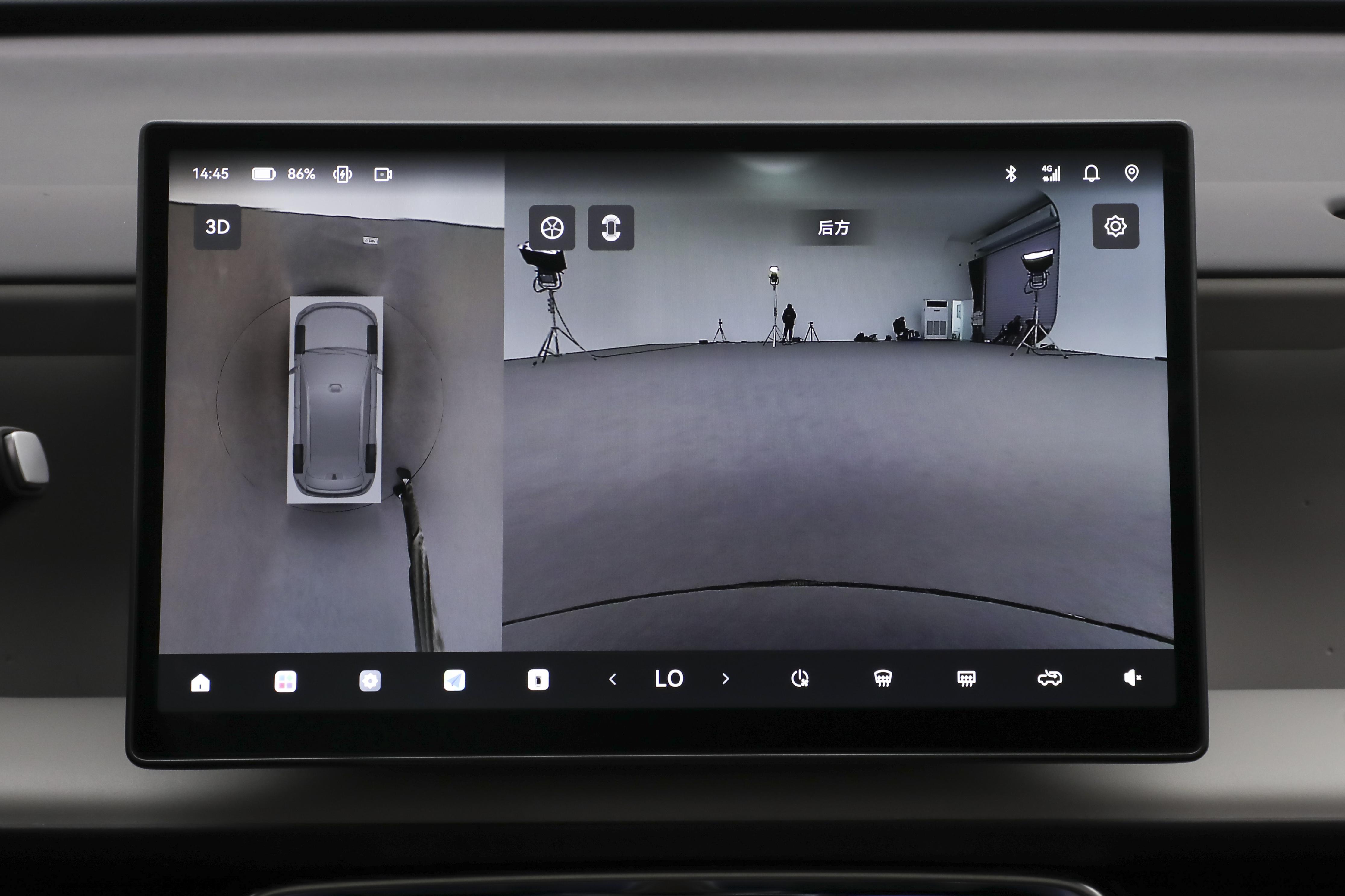 七夕选车指南：零跑 B10 与元 PLUS，哪款更适合你的家庭出行？