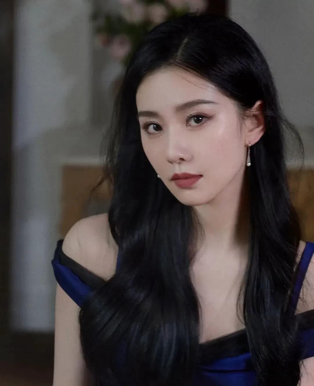 王家卫录音听完了,只能说受害人名单越来越长,唐嫣都不算冤的!