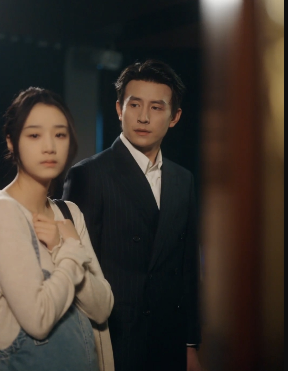 看完“小孩叔”刘萧旭跑龙套旧照,才知啥叫红气养人,气质都变了