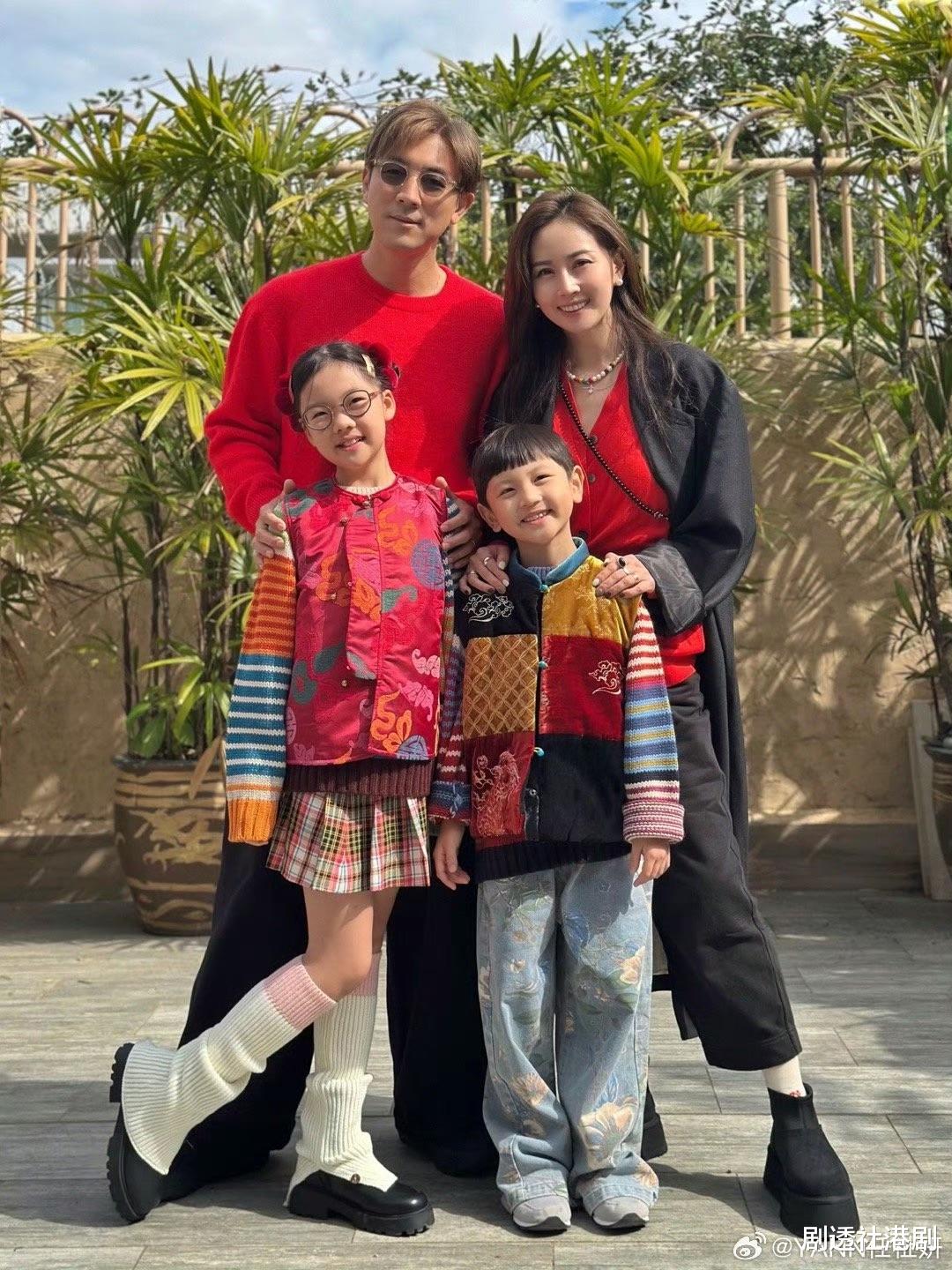 TVB视帝携妻为女儿庆生！10岁小家伙被指像爷爷，一家四口太温馨