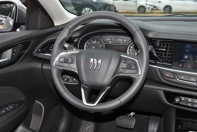 中级车降到12.39万，配2.0T+9AT，档次高安全性好，比国产还便宜