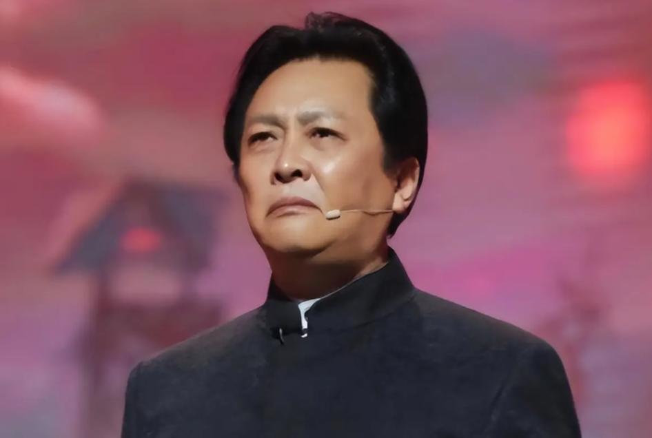 人民日报官宣喜讯！九三阅兵后，唐国强再次让整个娱乐圈刮目相看