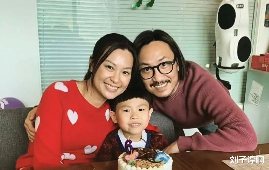 知名男星被曝又离婚！