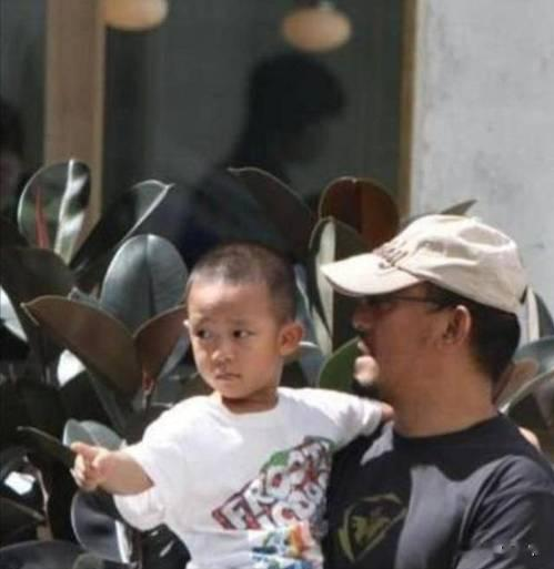 姜文怎么也没想到，不爱学习的儿子姜太郎，已经开始为他争光了