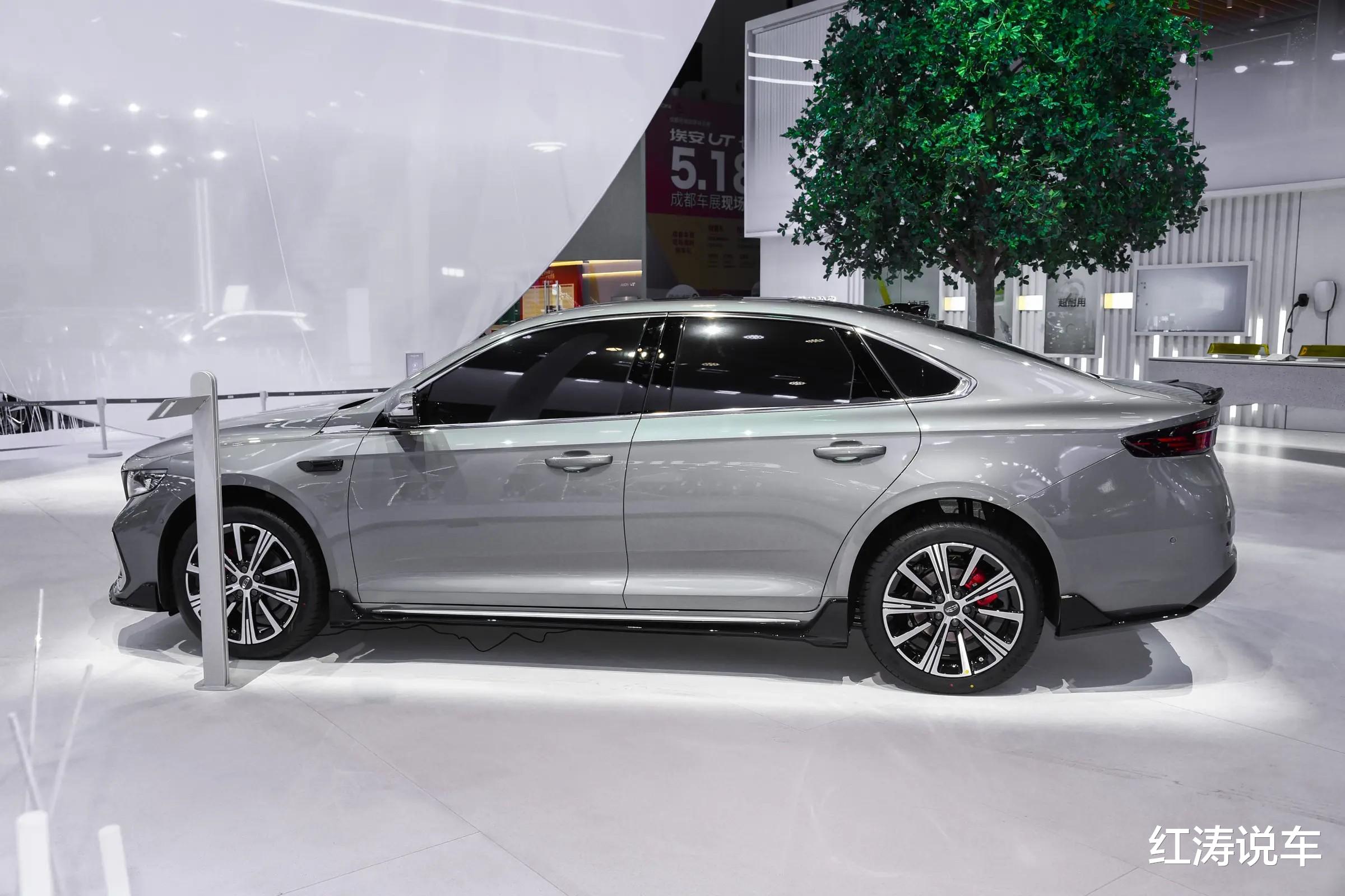 新款吉利星瑞东方曜，换装全新格栅，2.0T发动机提升至272马力