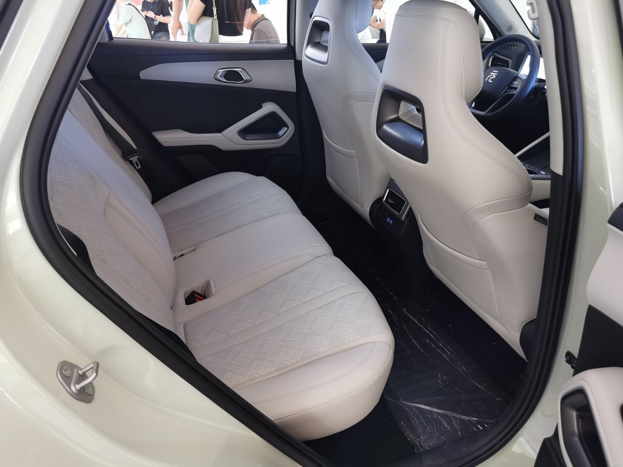 不是“噱头”车，7.48万的元UP领航型，又降低年轻人的买车难度