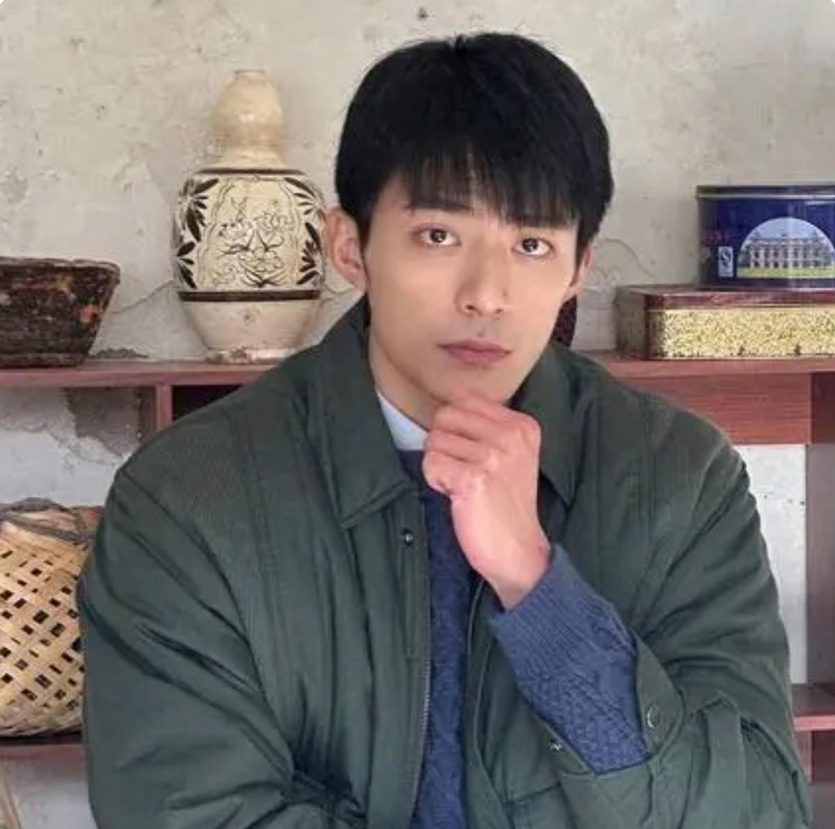 红不了转行演土剧？男女主拍长剧被骂，演短剧却惊艳