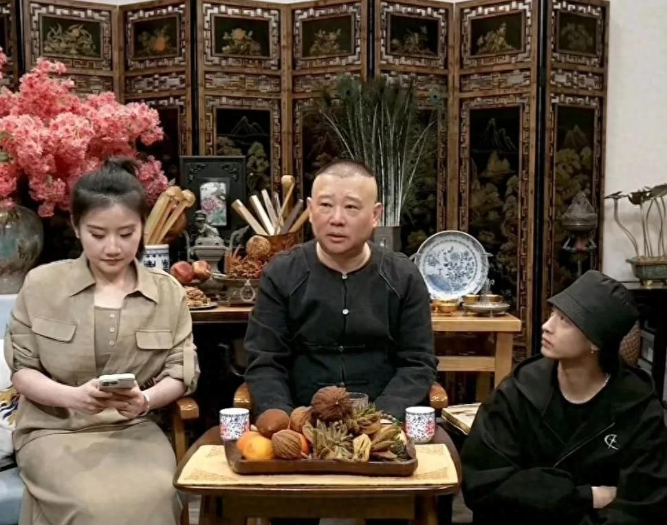 钱城，大胆猜测：郭德纲频繁开直播，是德云社的资金周转出了问题