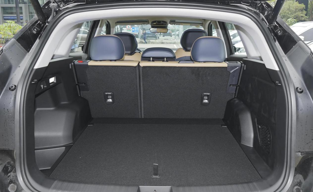 10万多买家用SUV，我会选这2台，1.5T爆188马力，空间大又可靠