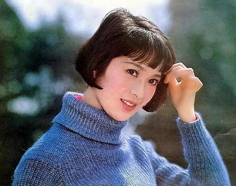 都说年轻时的龚雪是80年代内娱美女,但我觉得赵静更美!