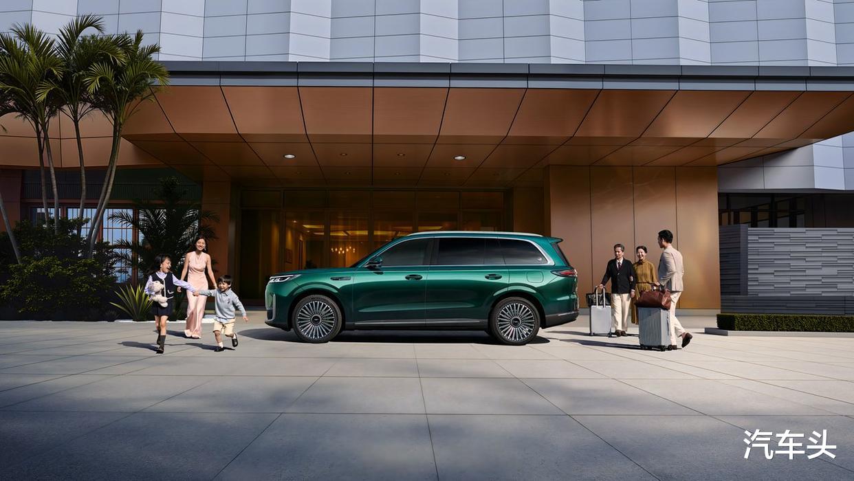 智享大六座旗舰SUV风云T11全球上市,限时抢鲜价17.99万元起!