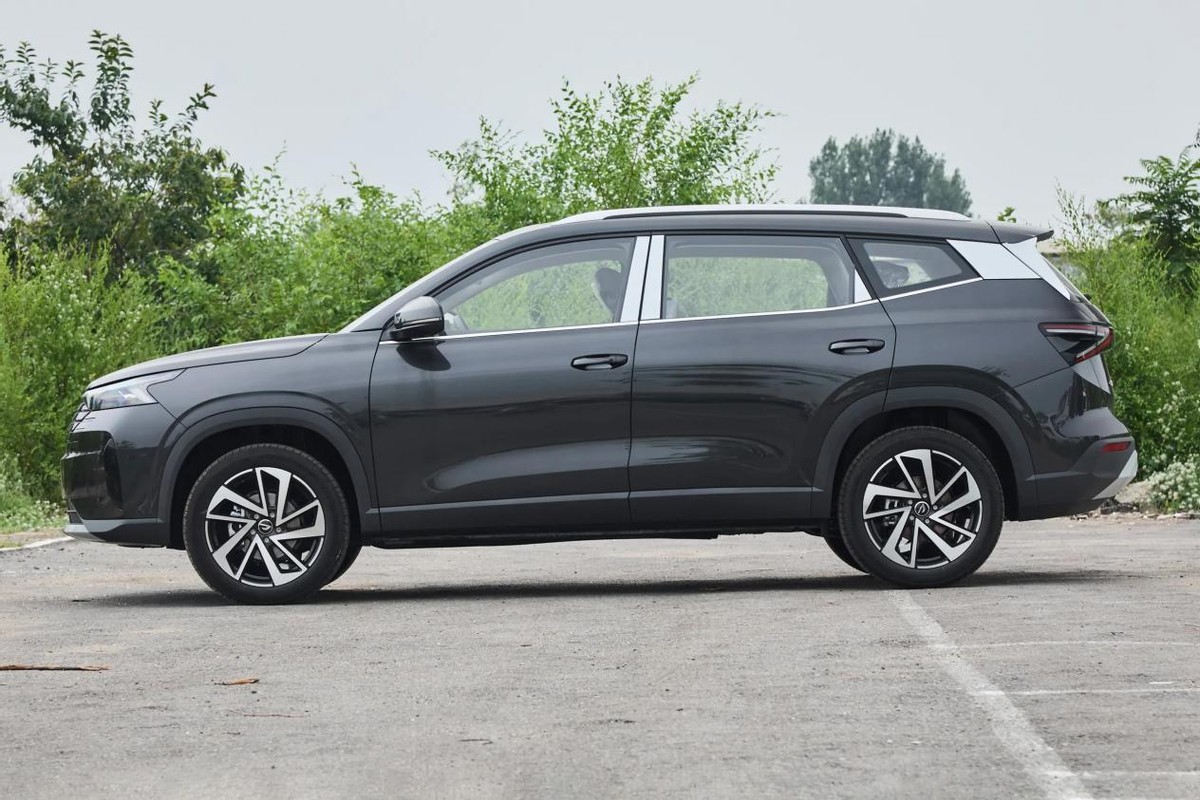 这才叫“性价比”！9.59万德系中型SUV，1.4T+爱信6AT+MQB平台